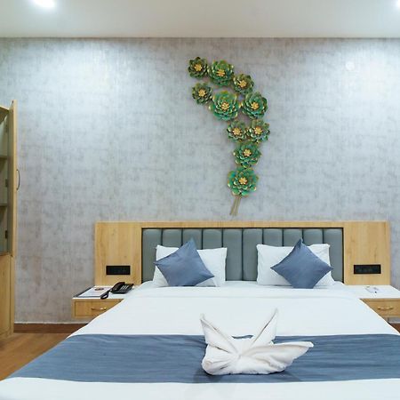 Satyabhama Inn Pathara Екстериор снимка