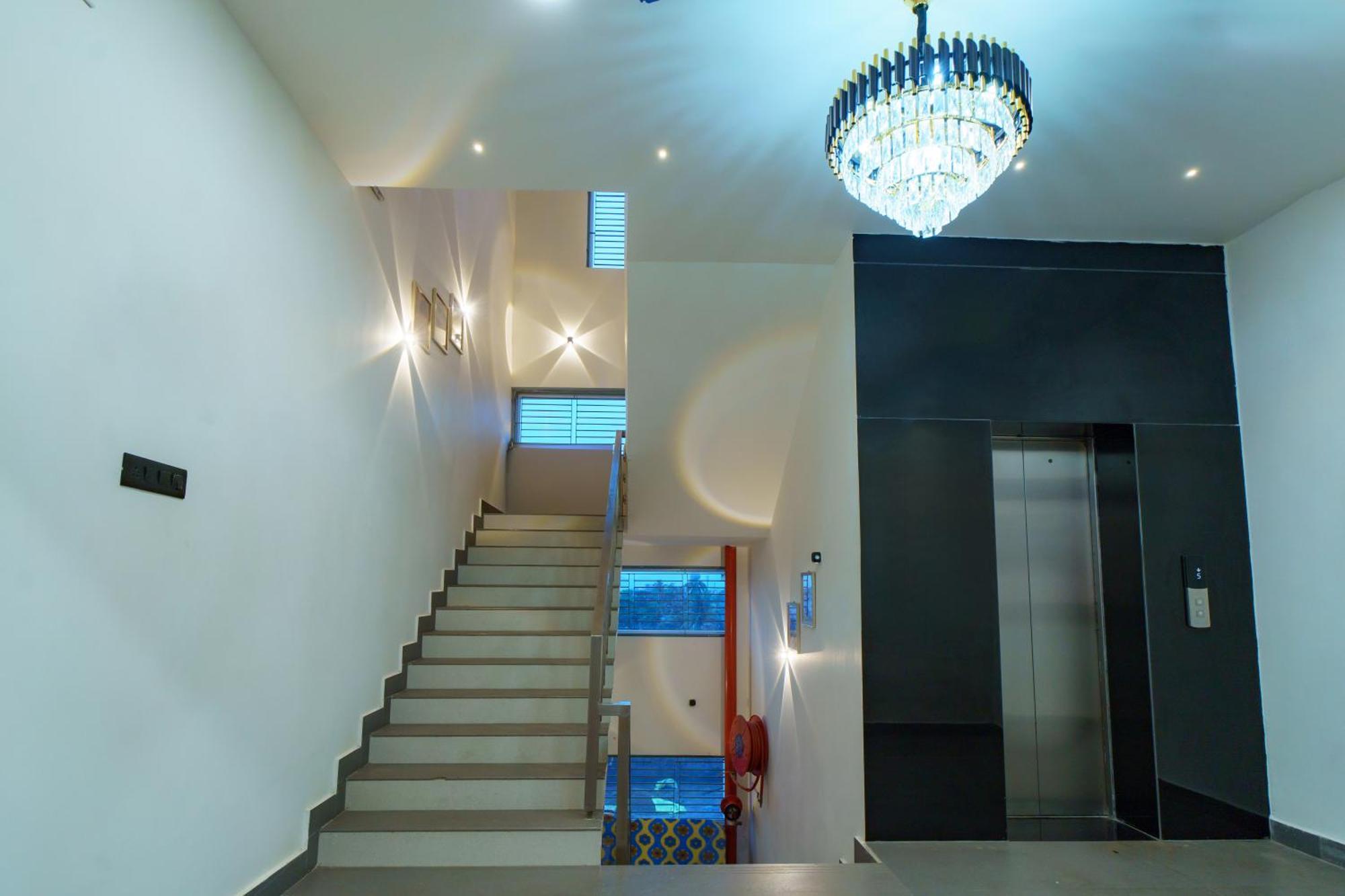 Satyabhama Inn Pathara Екстериор снимка